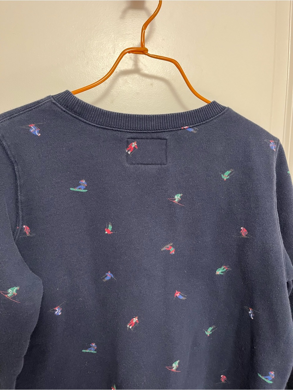 Roots Women's Navy Sweatshirt with Tiny Multicolor Skiers Embroidery in size S - Picture 11 of 13